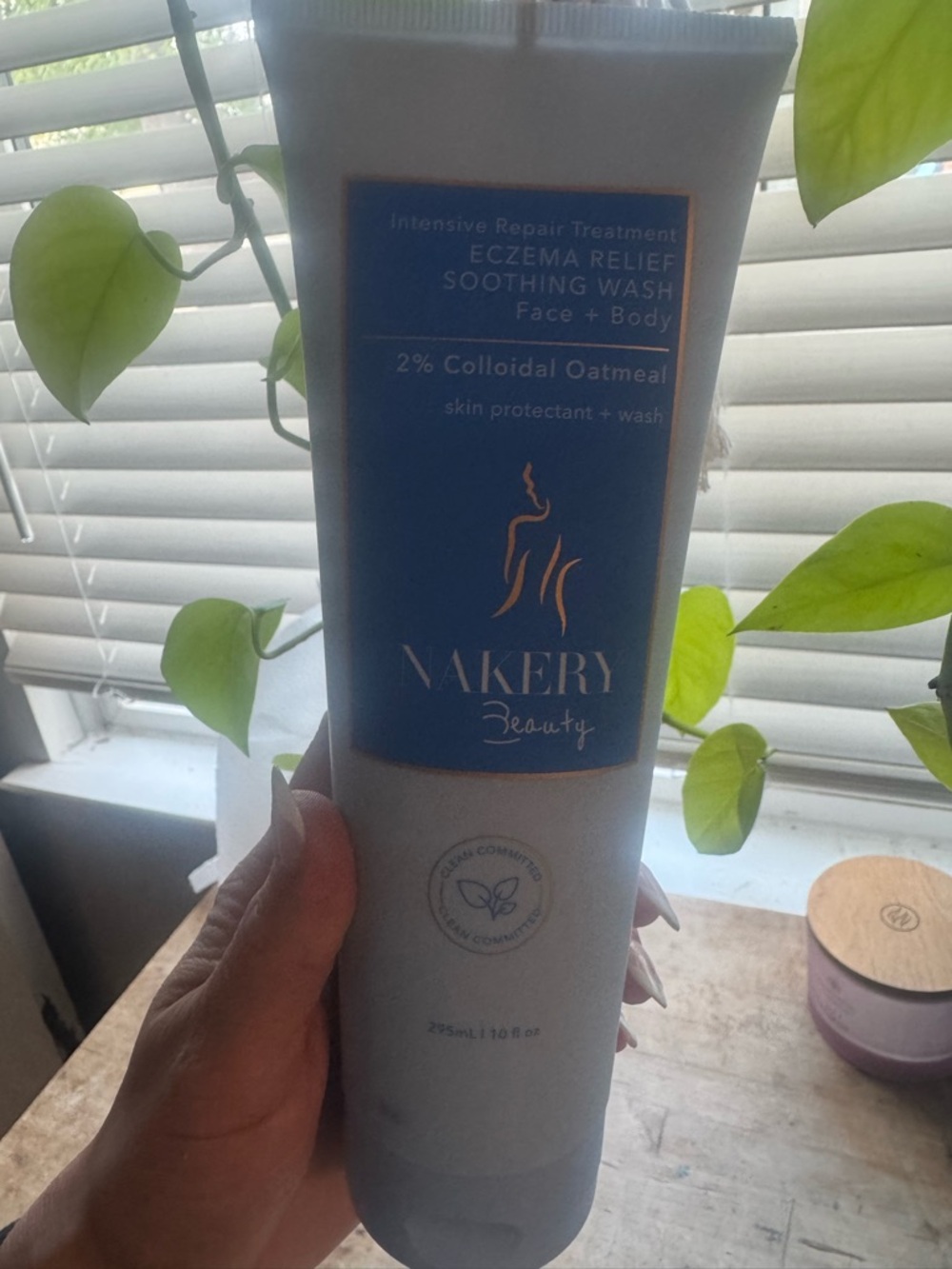 Nakery Beauty Eczema Relief Soothing Wash - White/Blue